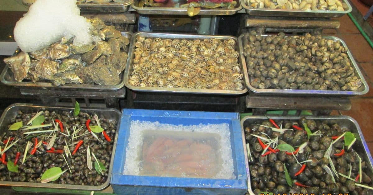 Top 10 Món Ăn Đường Phố Việt Nam Ngon Nhất